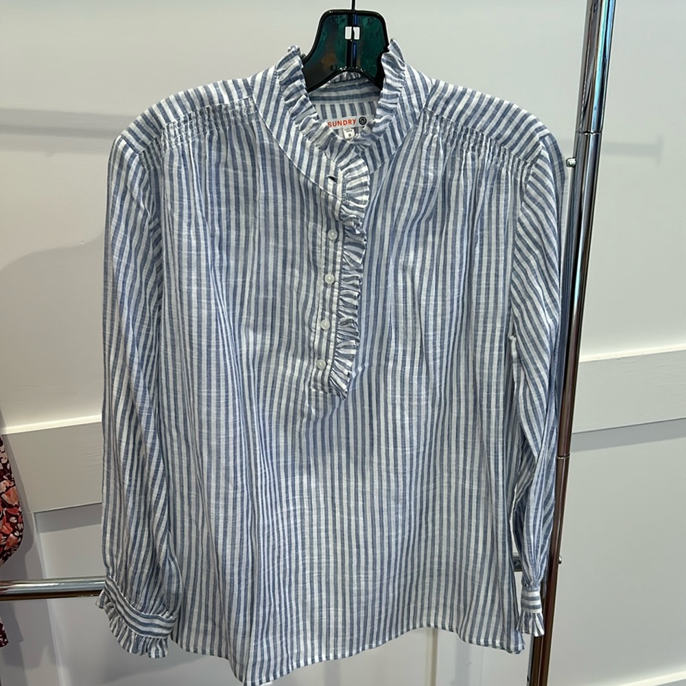 SUNDRY | Half Botton Down Top